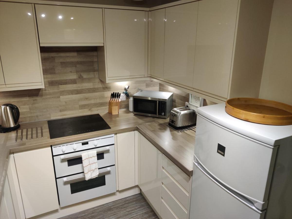 Station View Apartment Oban Bagian luar foto